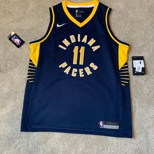 Domantas Sabonis jersey #11 (tags still on)